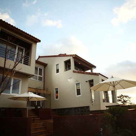 Jeju Lake Pension מראה חיצוני תמונה
